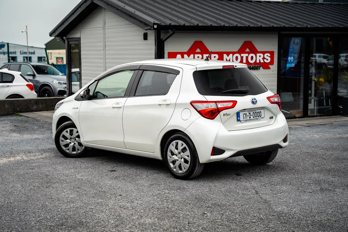 2017 Toyota Yaris Vitz Hybrid Automatic - Image 2