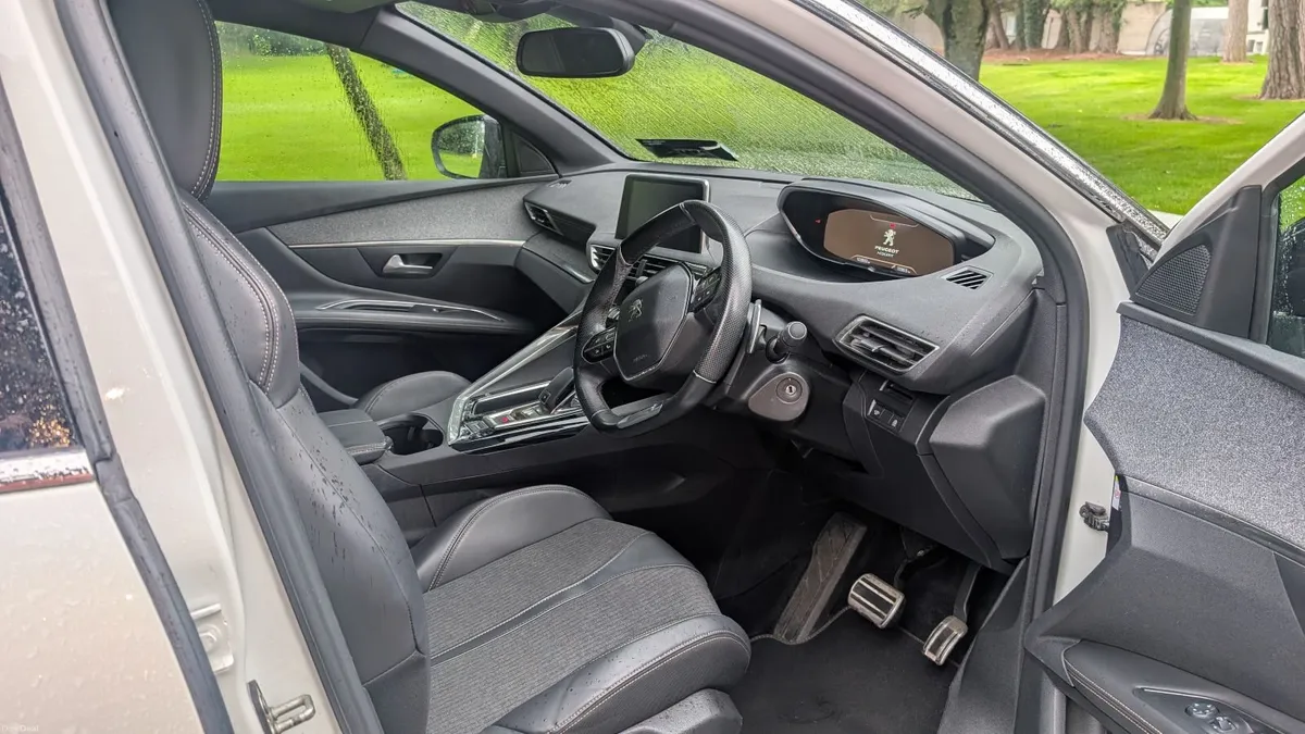 Peugeot 3008 2018 - Image 6