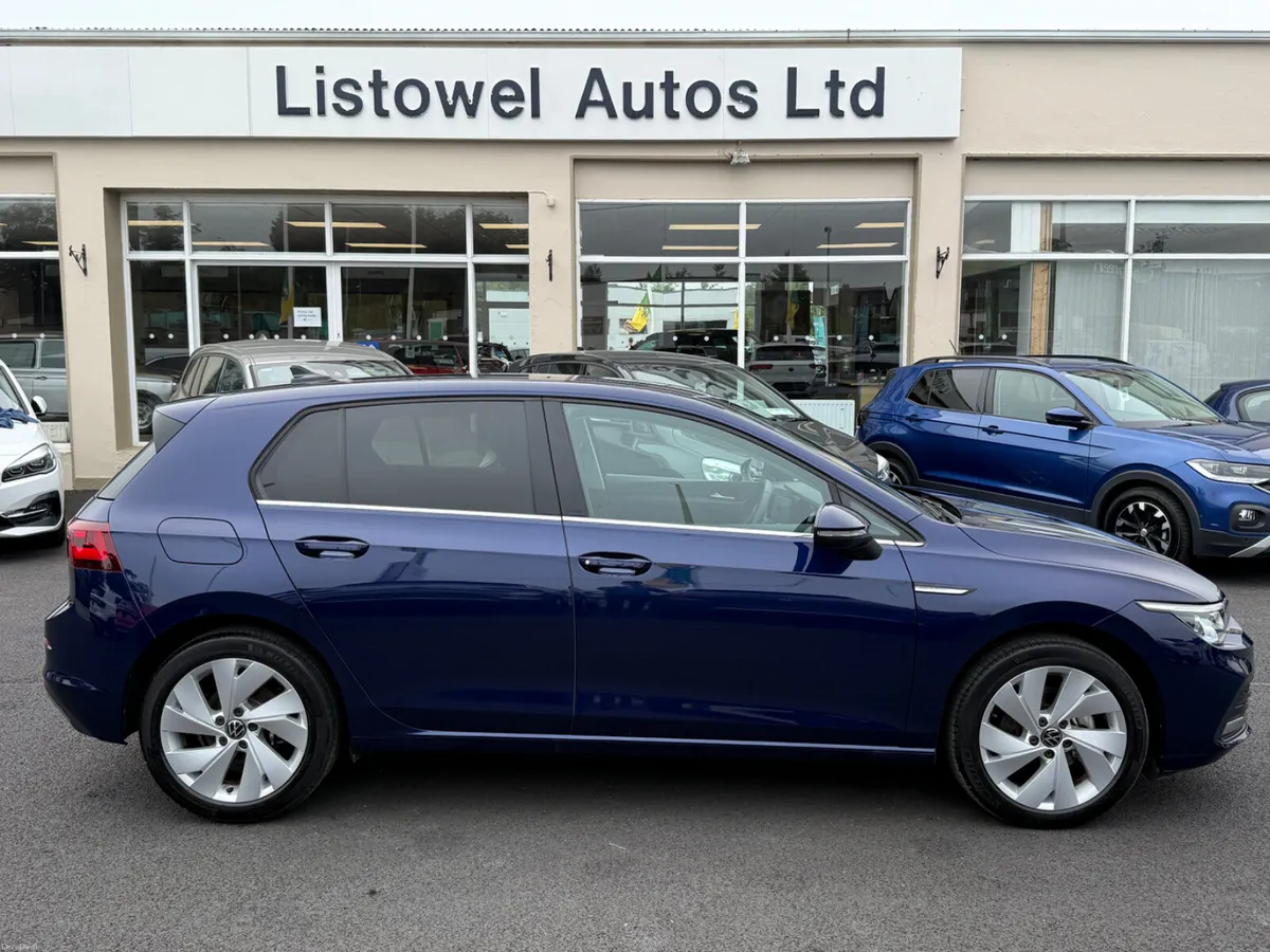 242 VW GOLF STYLE 2.0TDI AUTOMATIC 150BHP - Image 1