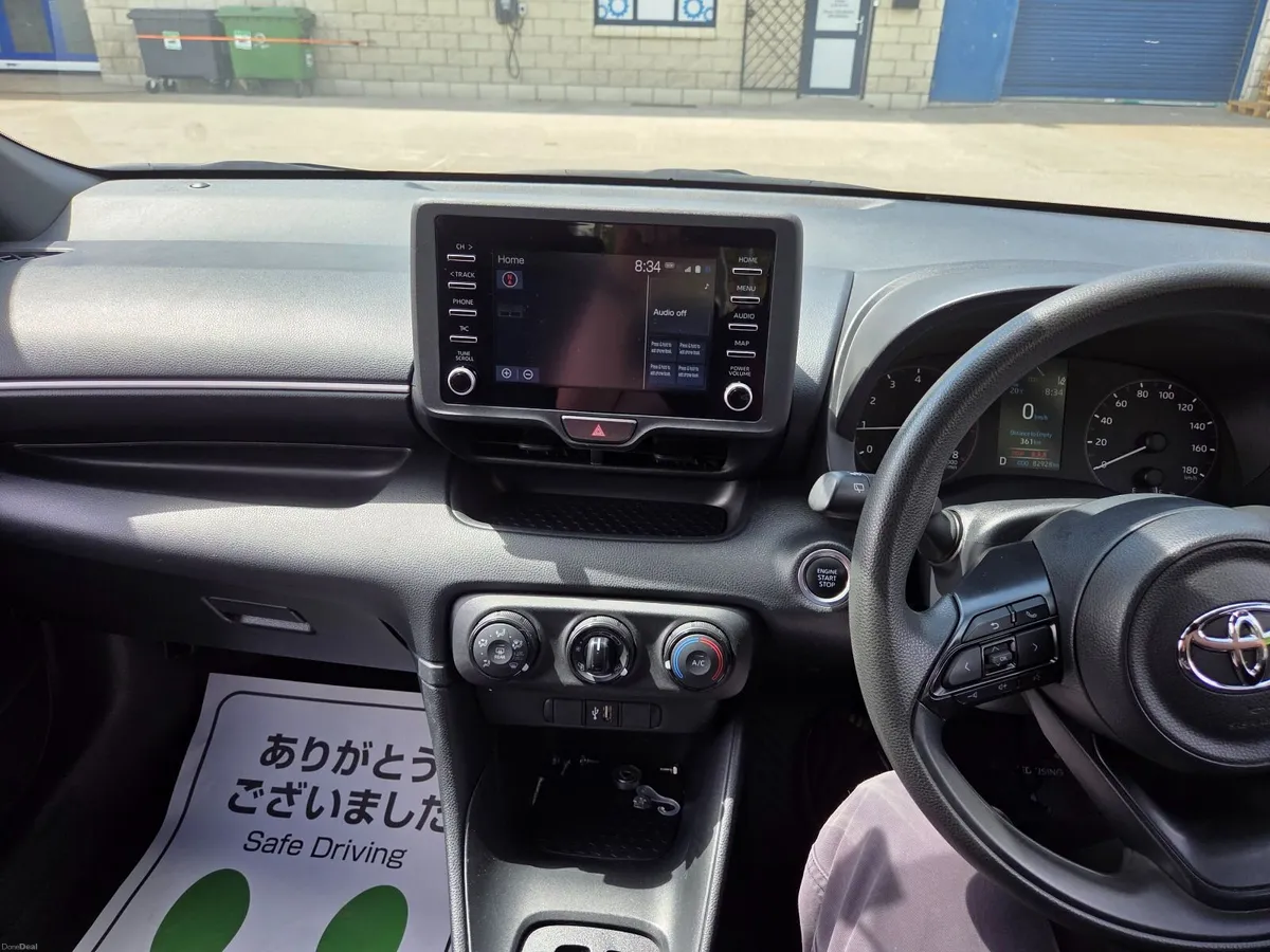 Toyota Yaris 2023 (231) 1.0 Automatic - Image 2