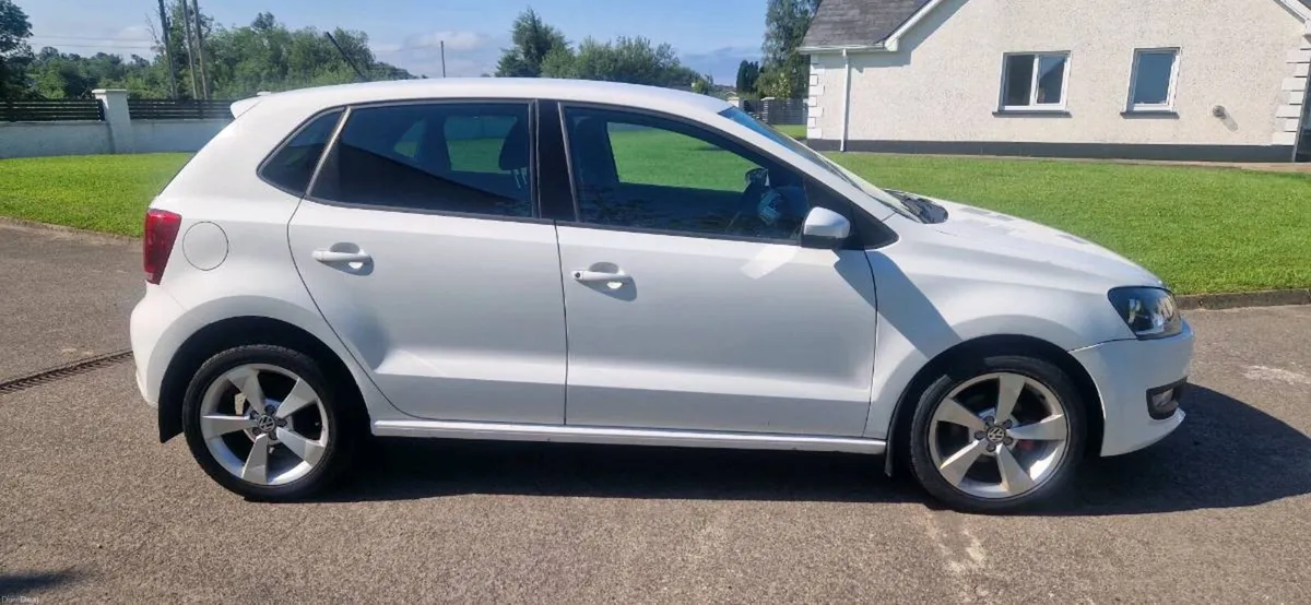 VW POLO  MACH 1.2 PETROL - Image 3