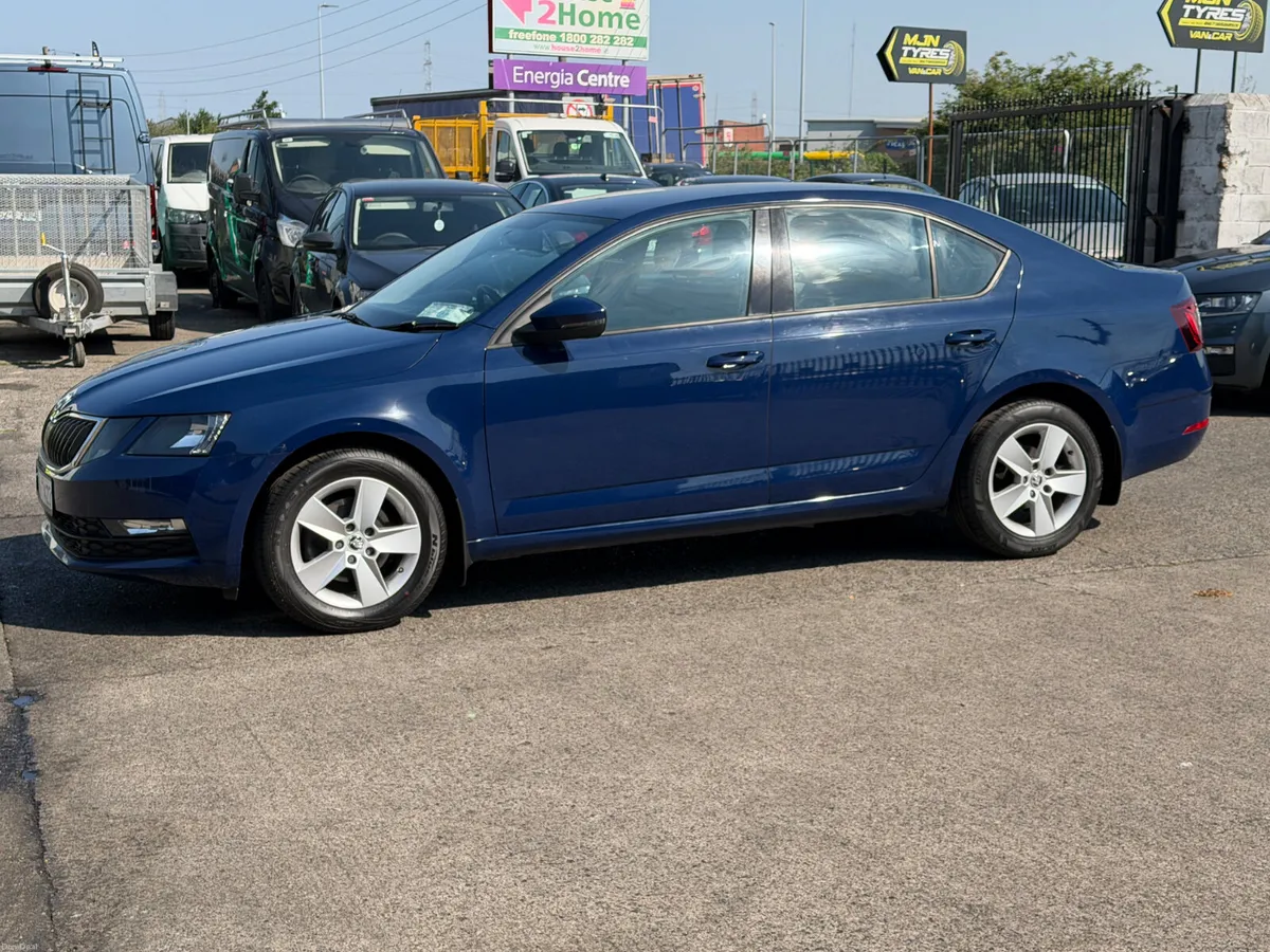 Octavia 1.0 TSI 115HP AUTOMATIC - Image 3