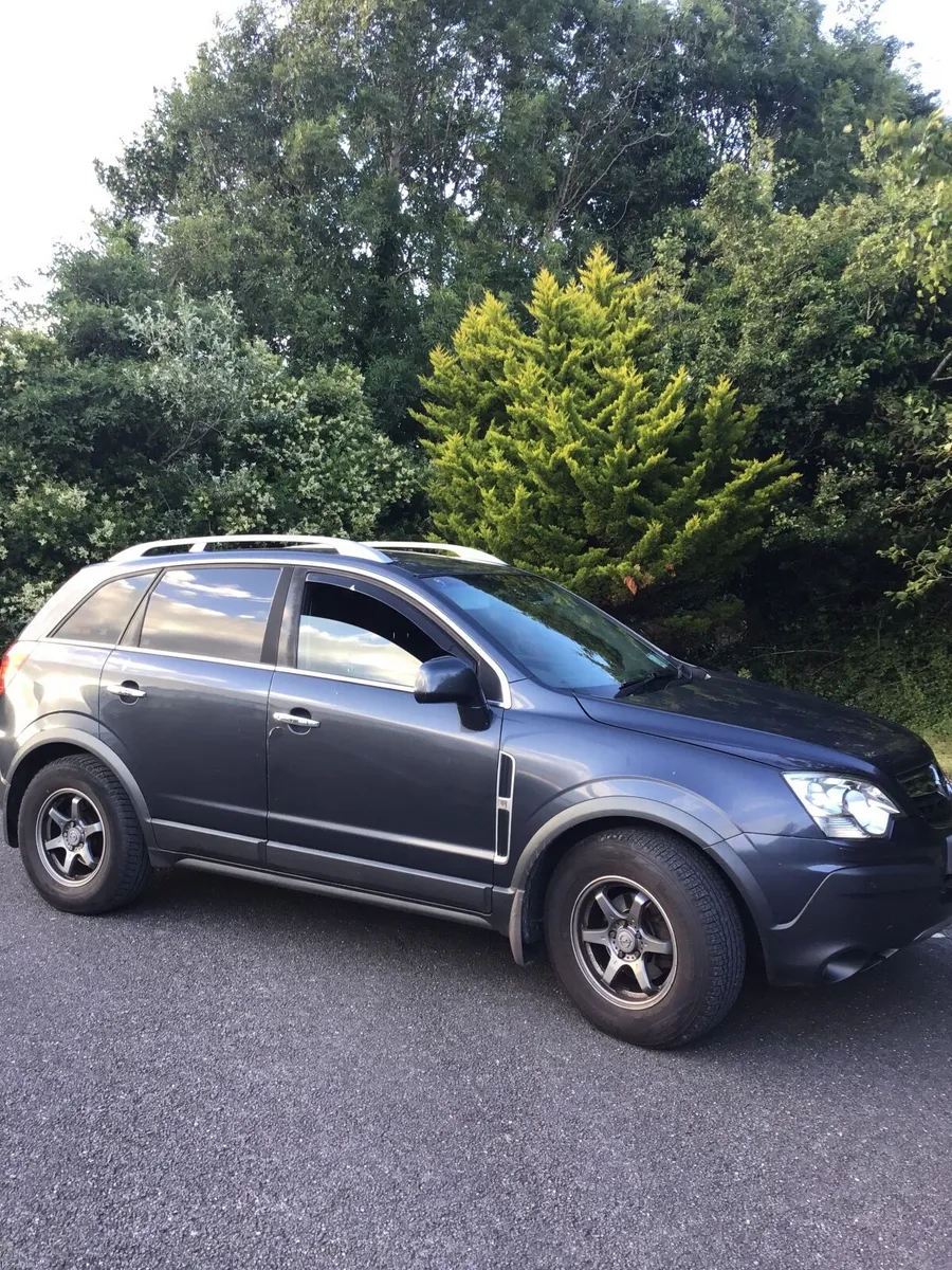 Opel Antara 2008 - Image 1