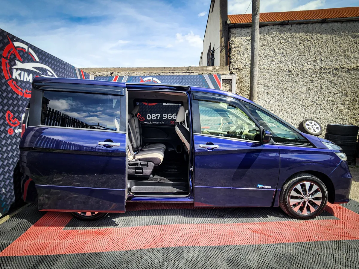 Nissan Serena 2017 - Image 5
