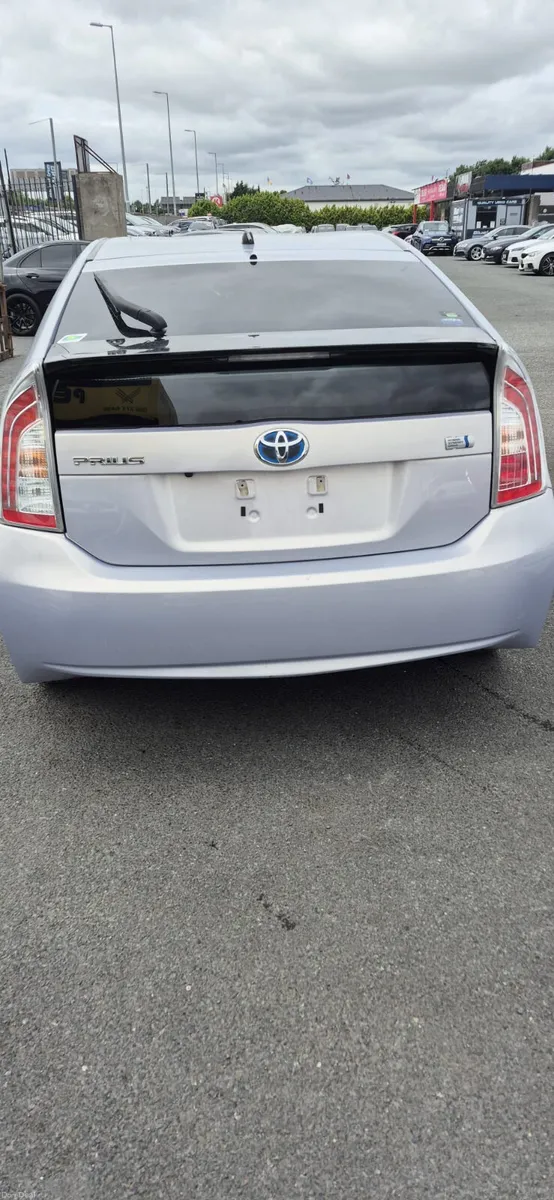 Toyota Prius hybrid - Image 5