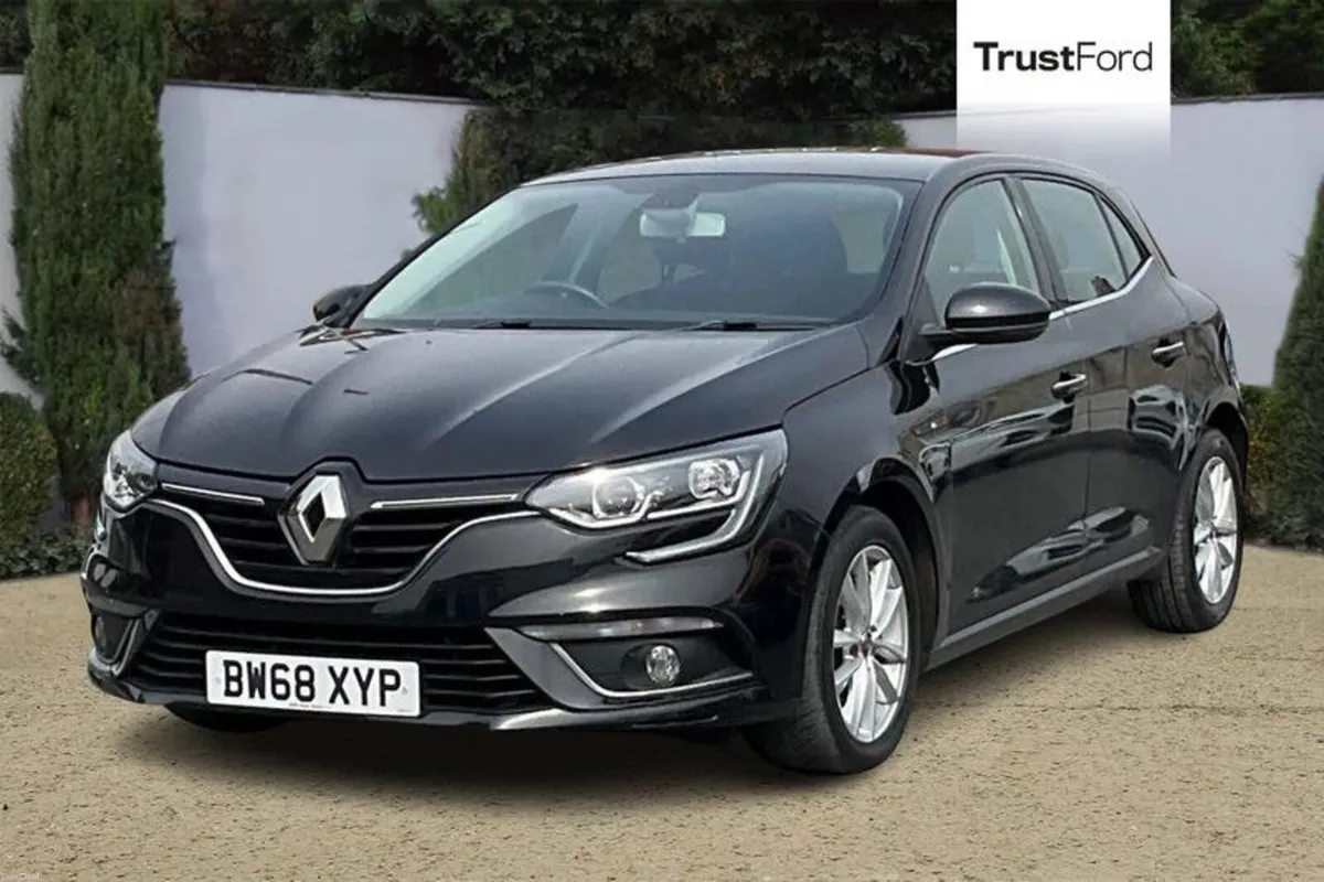 Renault Megane Play - Image 5