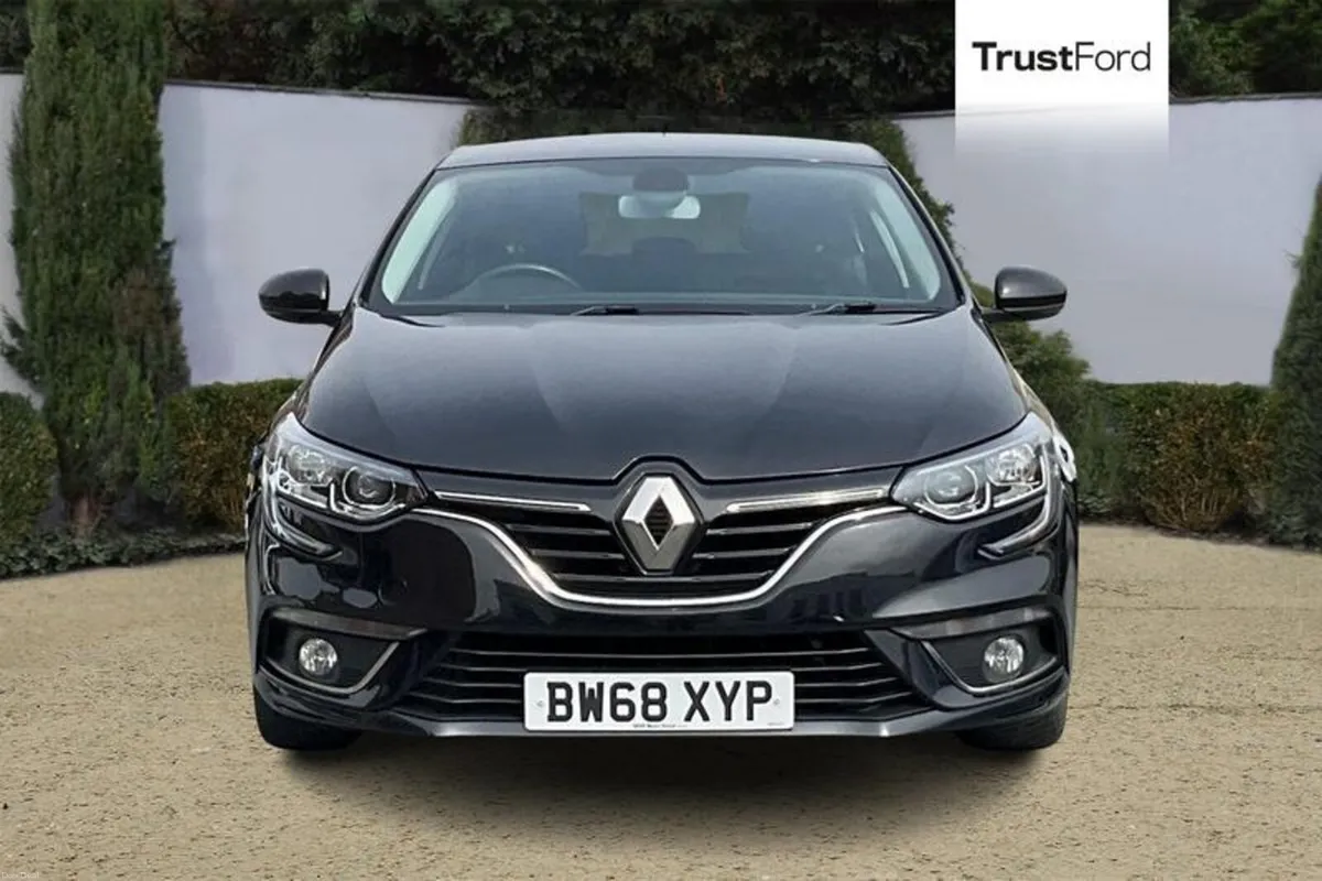 Renault Megane Play - Image 6