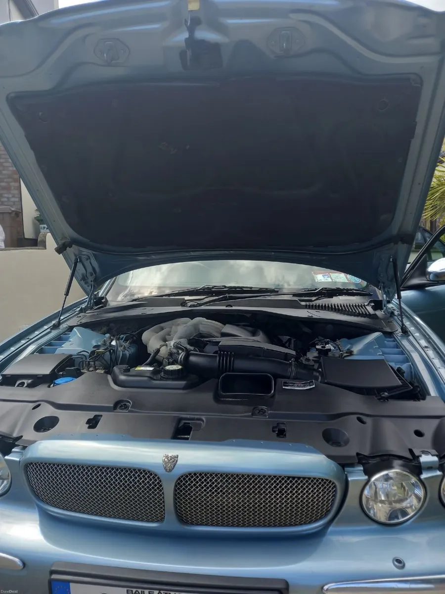 Jaguar XJ6 Sport - Image 4