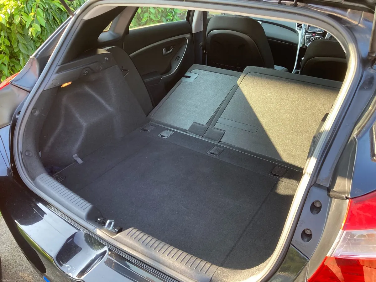 Hyundai i30 2016 Diesel - Image 2