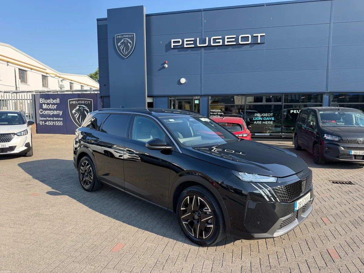 2026 Peugeot 5008 Allure Hybrid Demo - Image 2