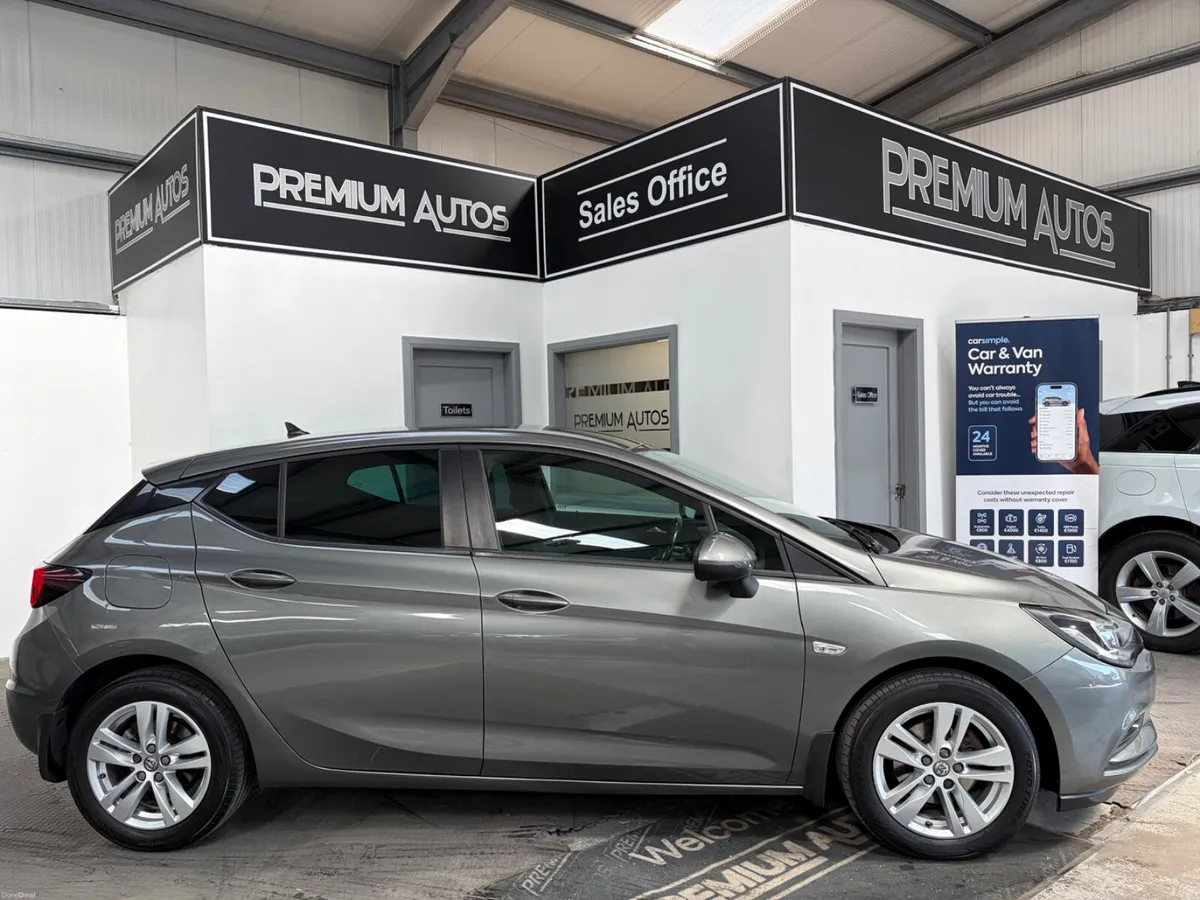 Vauxhall Astra 2018. 1.4.  TECH LINE. NAV - Image 2