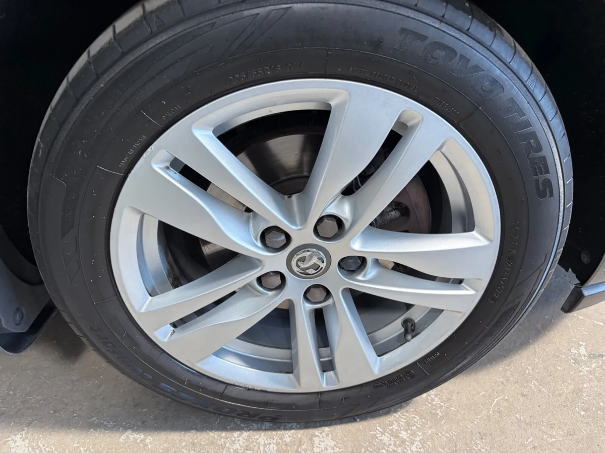 Vauxhall Astra 2018. 1.4.  TECH LINE. NAV - Image 3