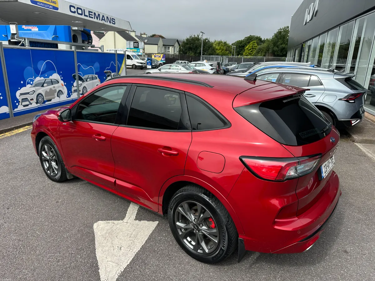 Ford Kuga St-line 2.5 Phev 225hp 2023 (231) - Image 4
