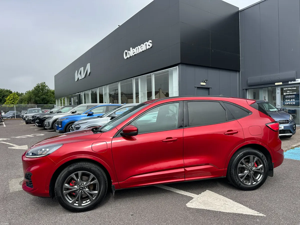 Ford Kuga St-line 2.5 Phev 225hp 2023 (231) - Image 3