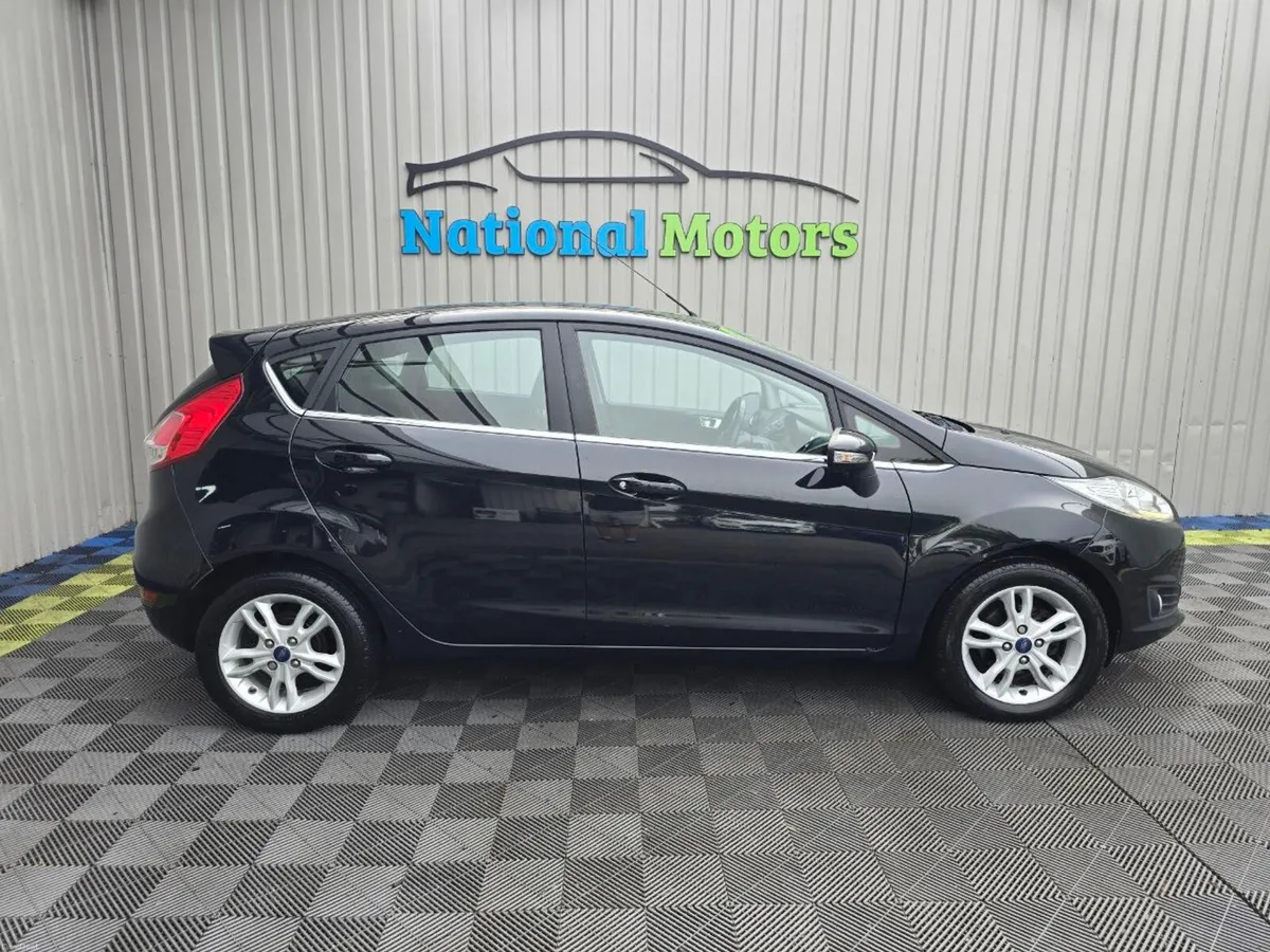 2017 Ford Fiesta 1.0 Petrol - Image 2