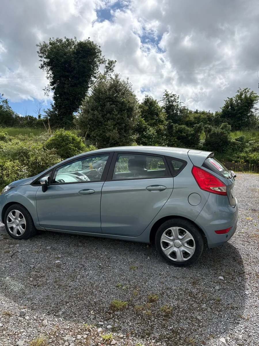 Ford Fiesta 2009 - Image 4