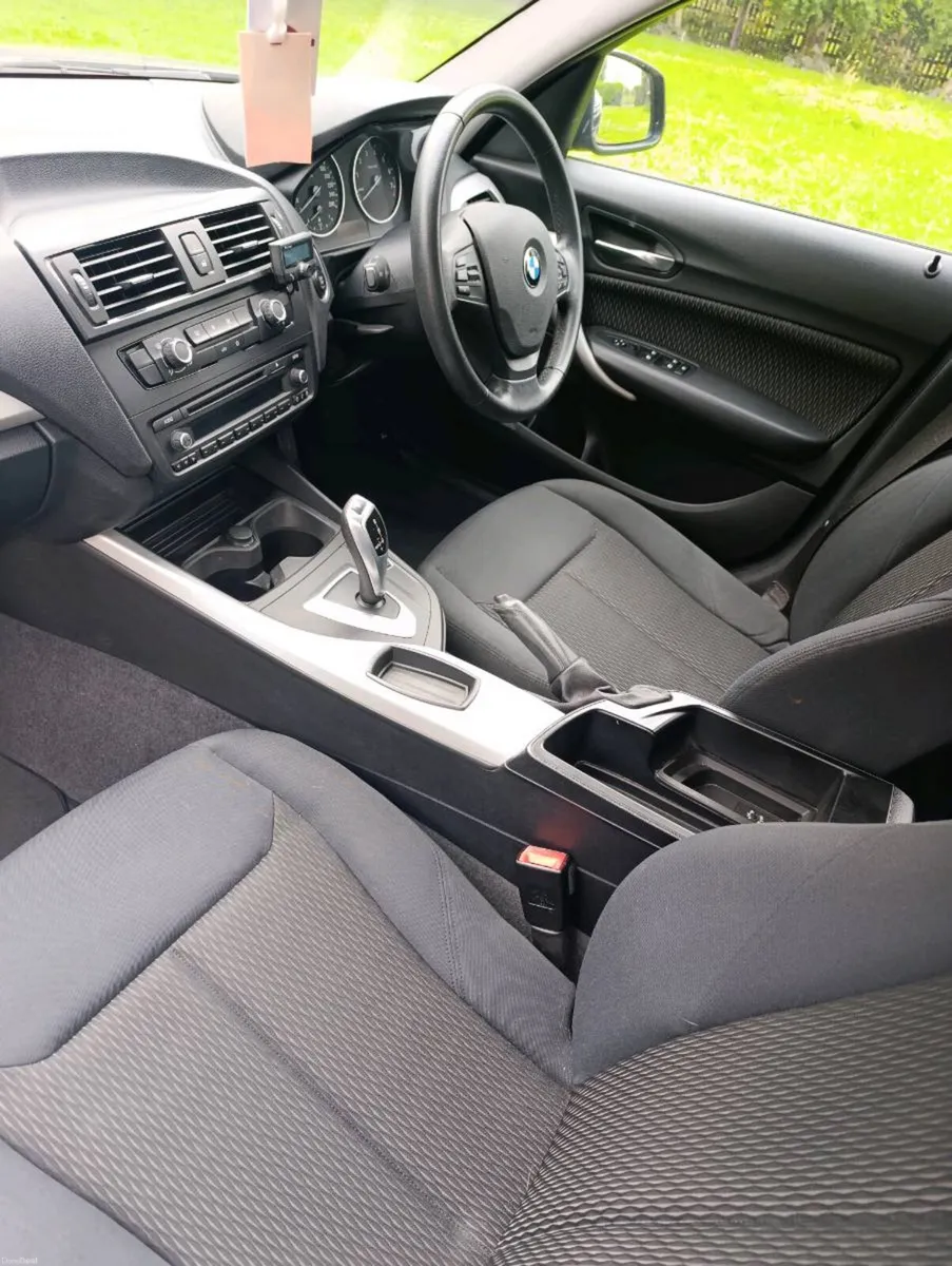 BMW 116 I - Image 4