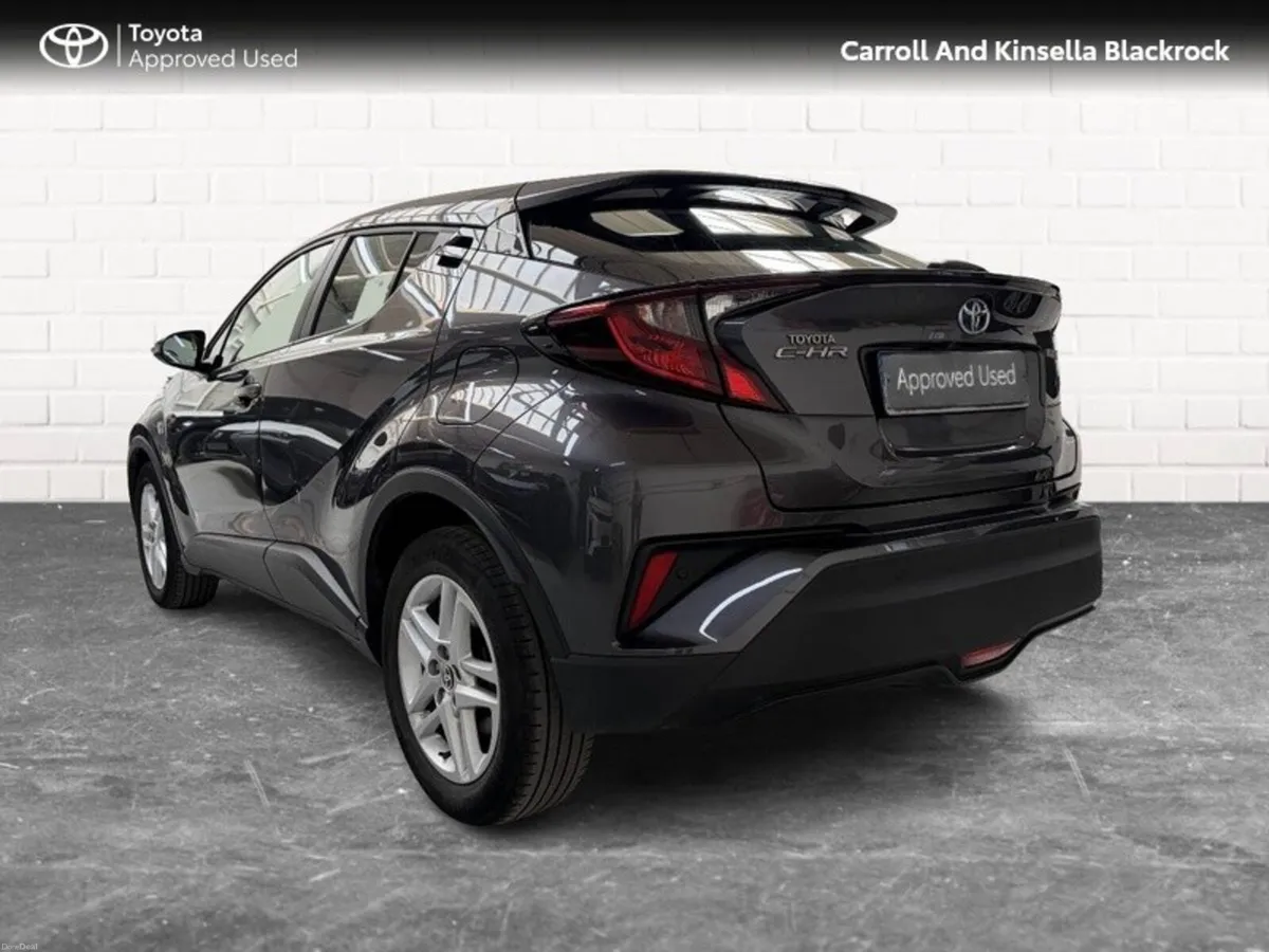 Toyota C-HR Hybrid Luna - Image 2
