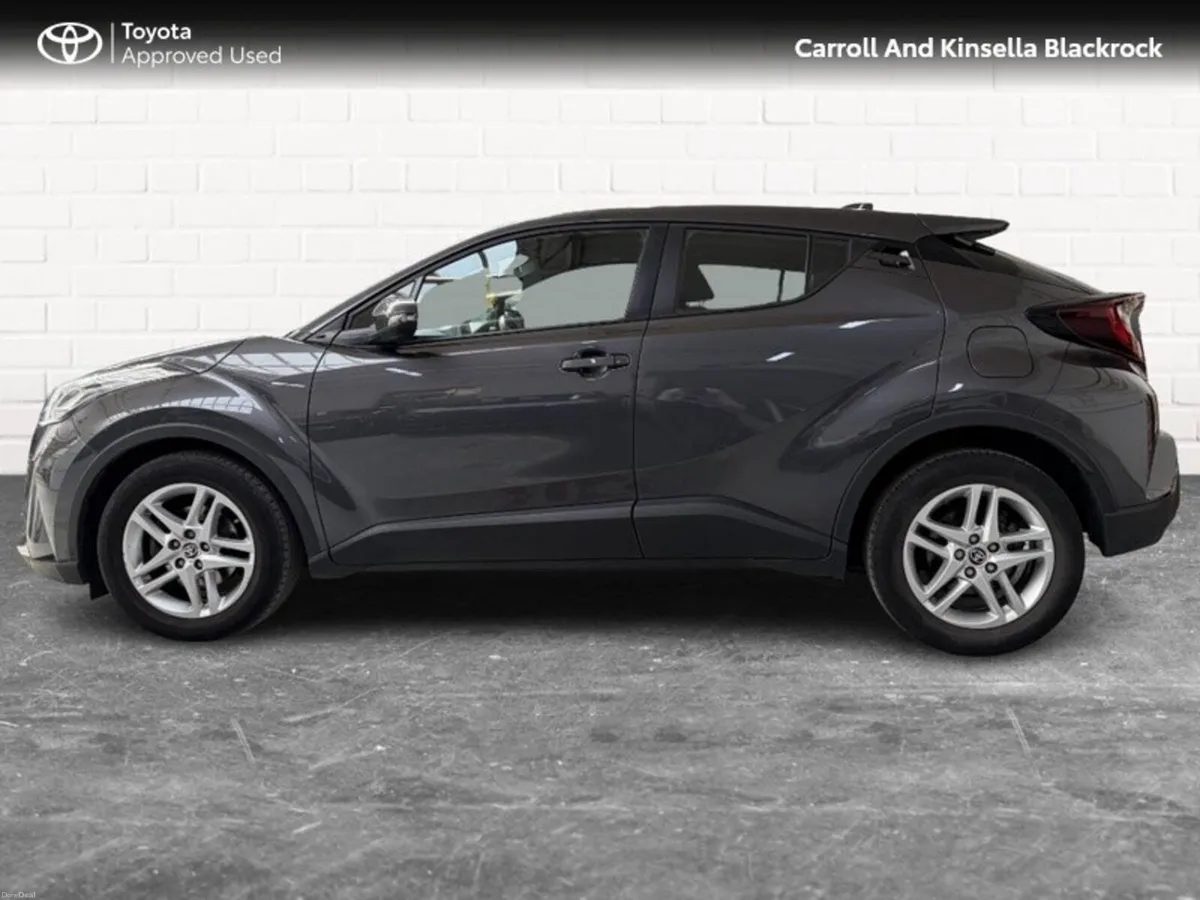 Toyota C-HR Hybrid Luna - Image 3