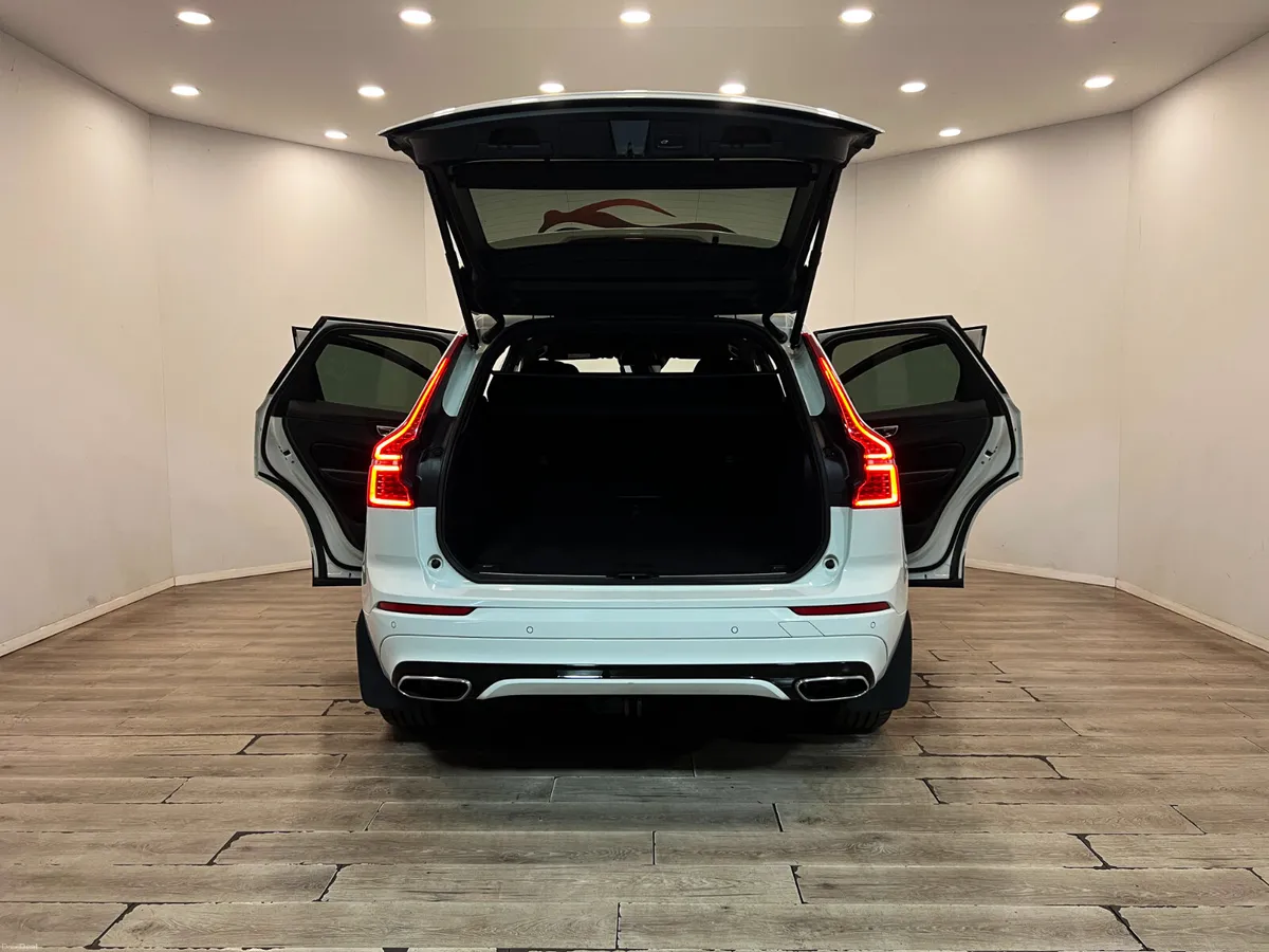 VOLVO XC60 R-DESIGN AWD D4 2.0D AUTO (2018) - Image 5