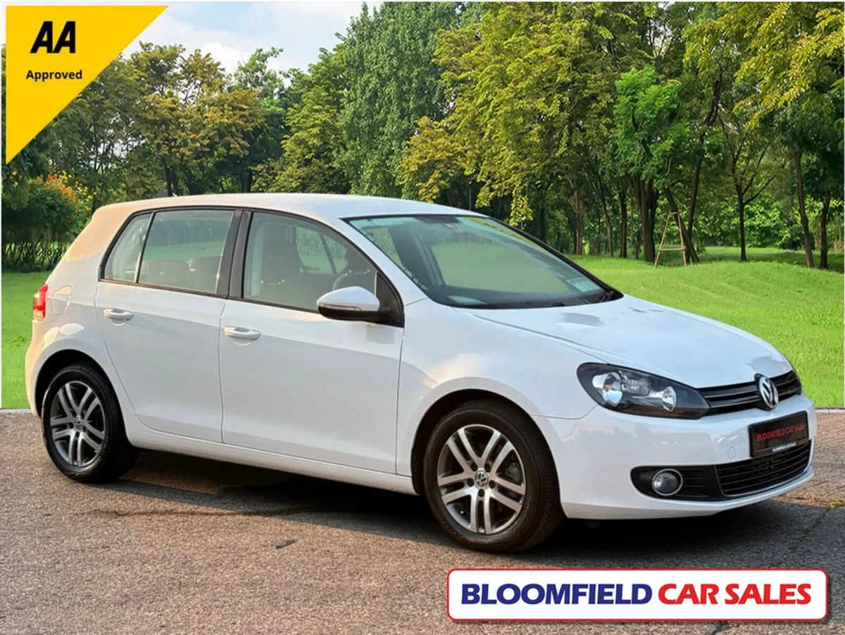 Volkswagen Golf 1.4 HIGHLINE , AUTO // VERY LOW MI - Image 1