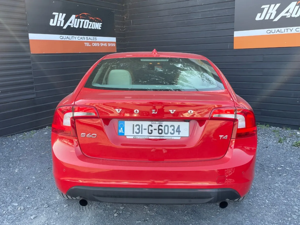 Volvo S60 1.6 AUTO SALOON - Image 6