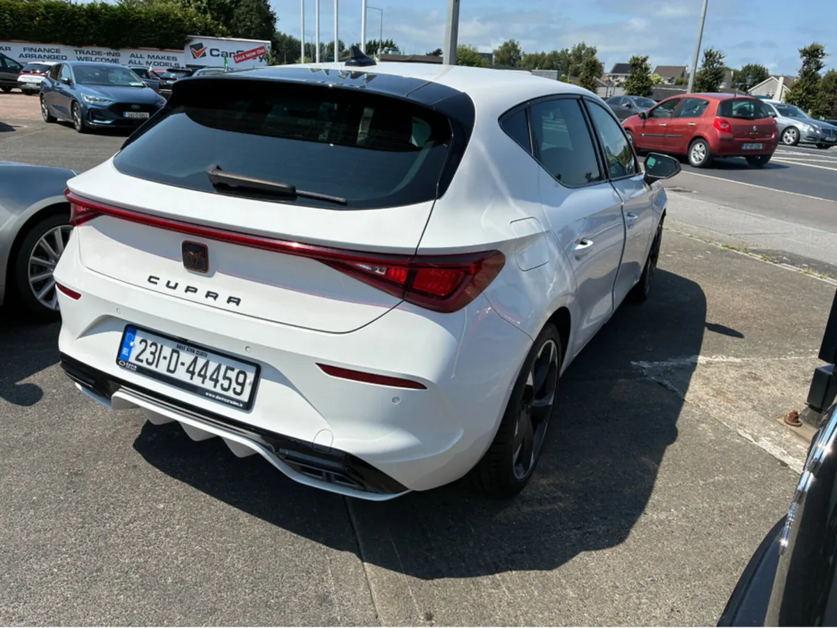 Cupra Leon 1.5 ETSI 150HP DSG 5DR AUTO - Image 5