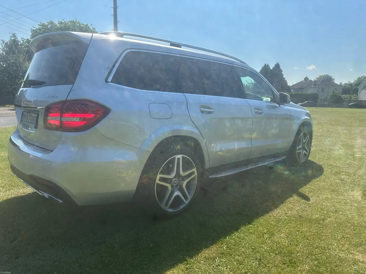 Mercedes gls - Image 4