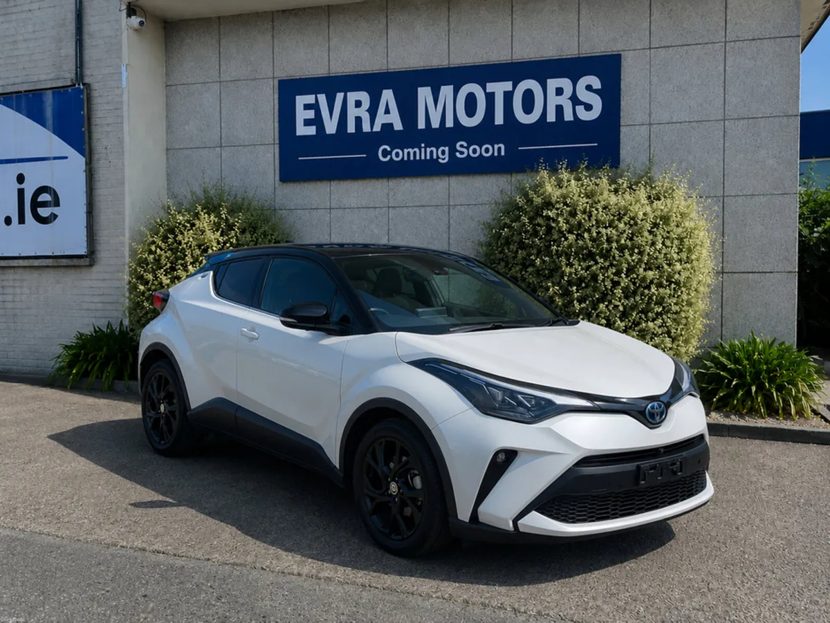 Toyota C-HR SOL NERO AUTOMATIC HYBRID 1.8 PETROL /