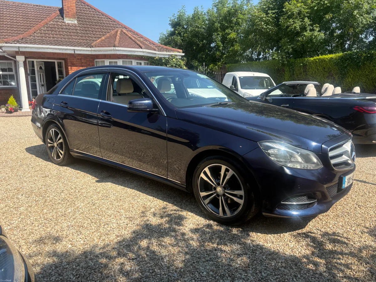 Mercedes-Benz E-Class 2014 , 220 cdi Automatic - Image 1