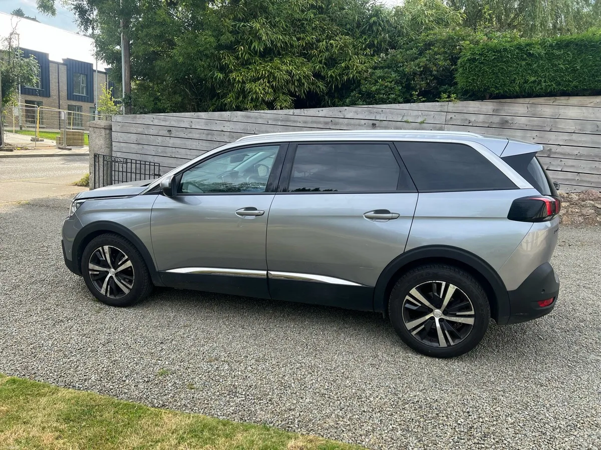 Peugeot 5008 - Image 3