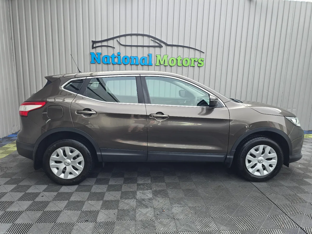 2016 Nissan Qashqai 1.2 XE Petrol - Image 2