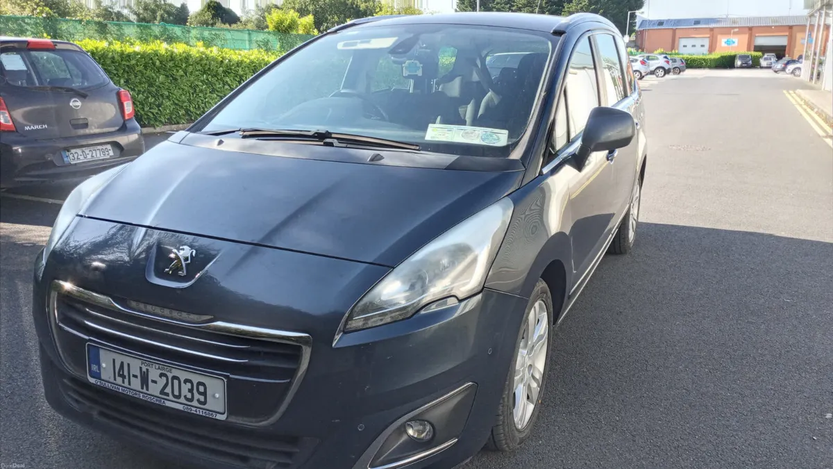 Peugeot 5008 /2014/ Manual/ 7 Seater - Image 1