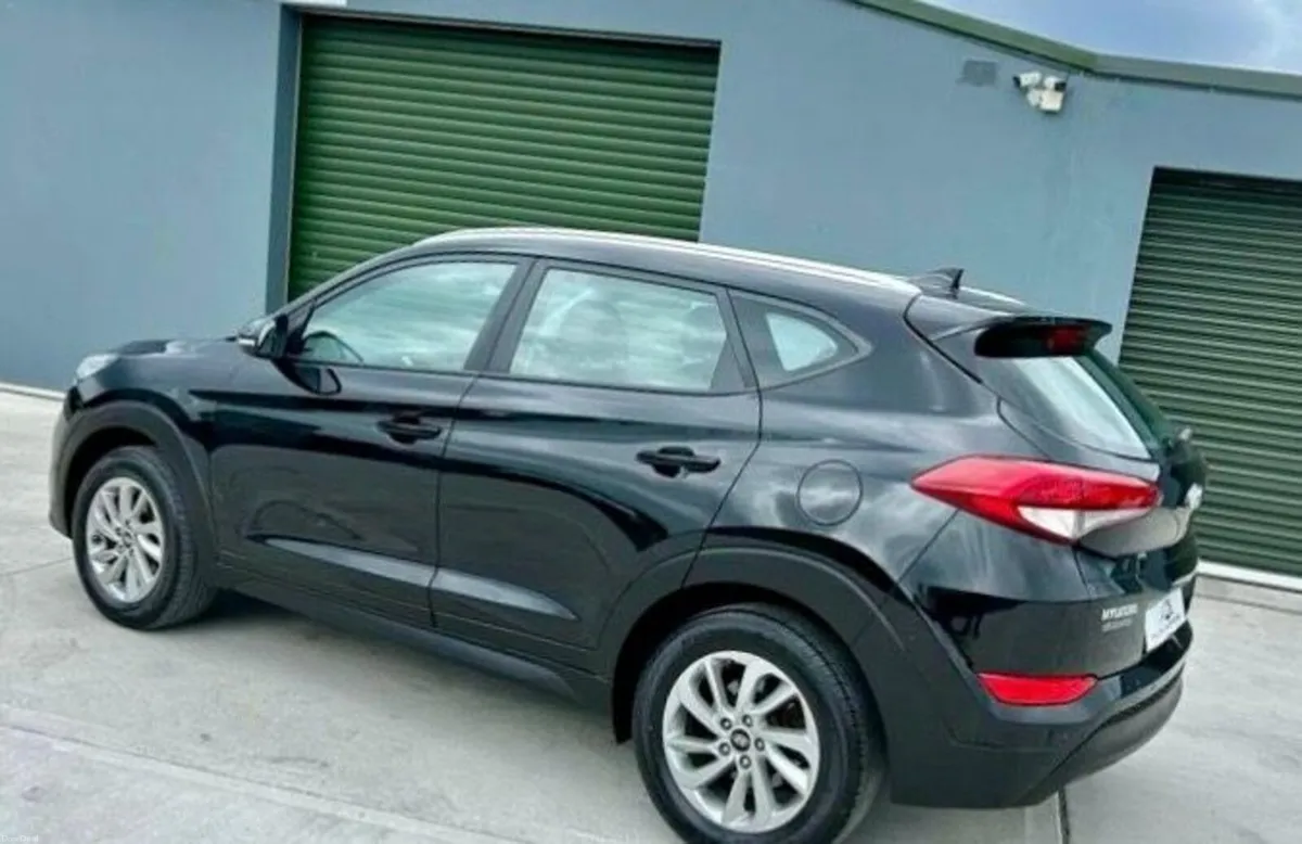 Hyundai Tucson  Executive 182 - Image 1