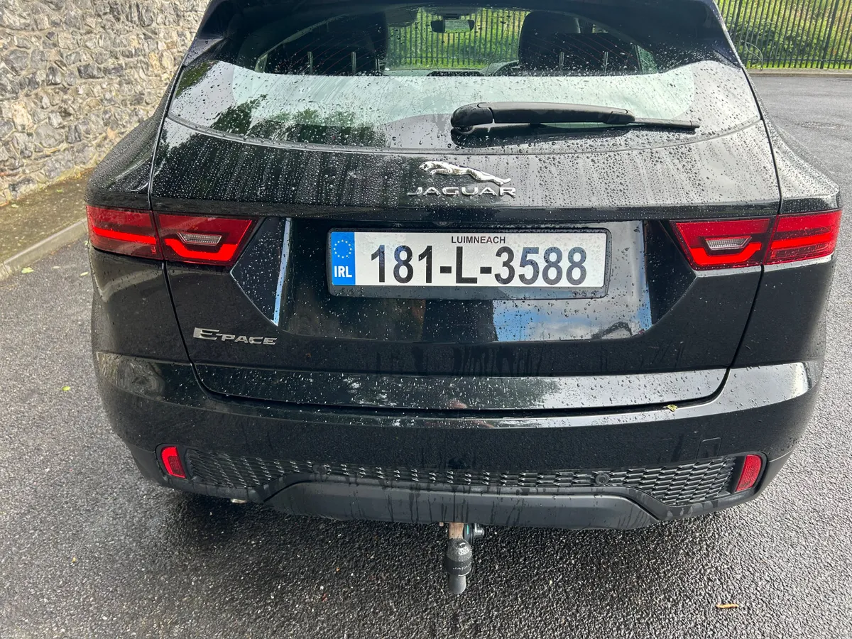 Jaguar E-Pace 2018 2.0 D 150bhp Nct 5/28 - Image 4