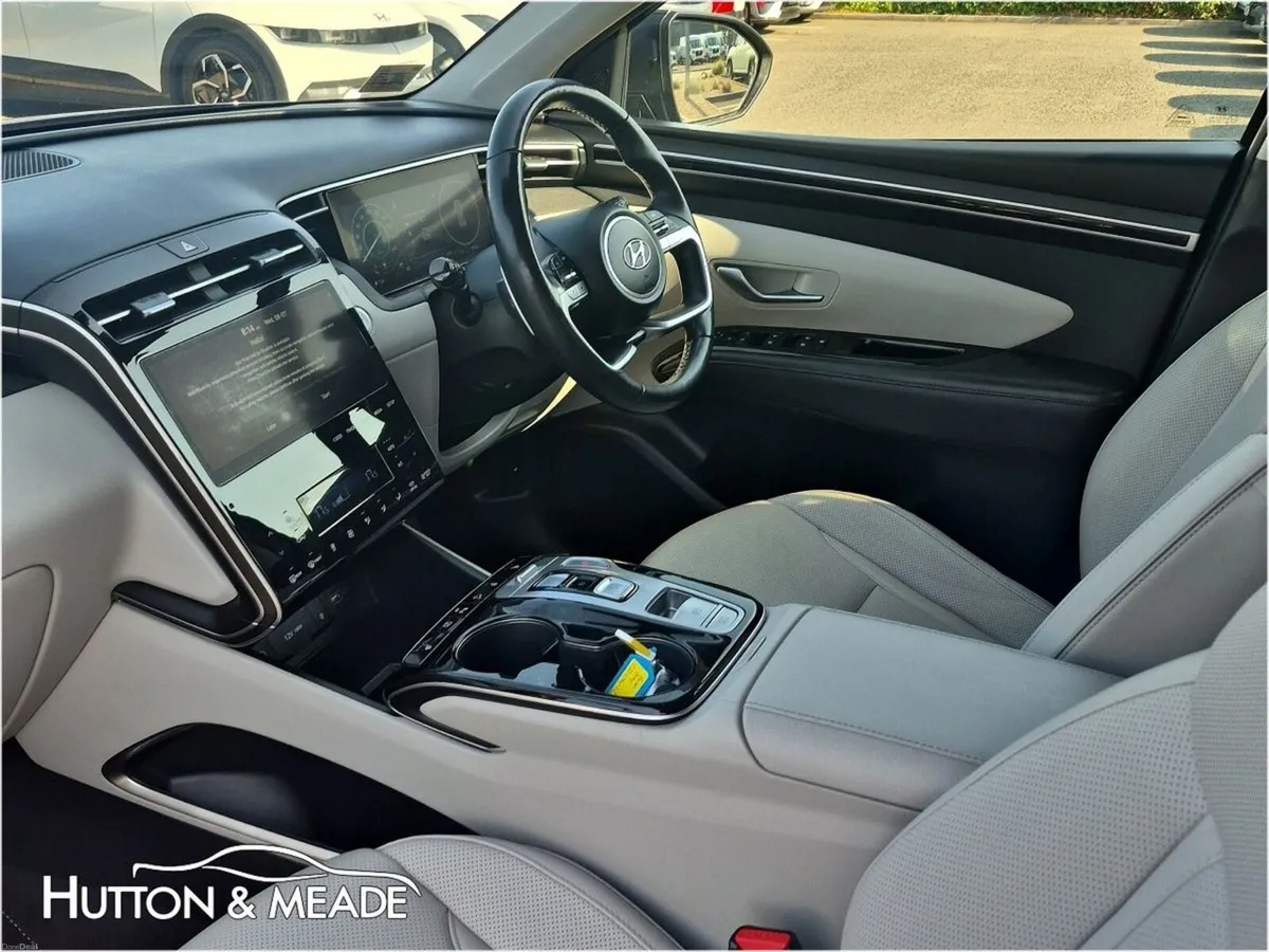Hyundai Tucson Executive Plus HEV 1.6 Petrol 5dr - Image 5
