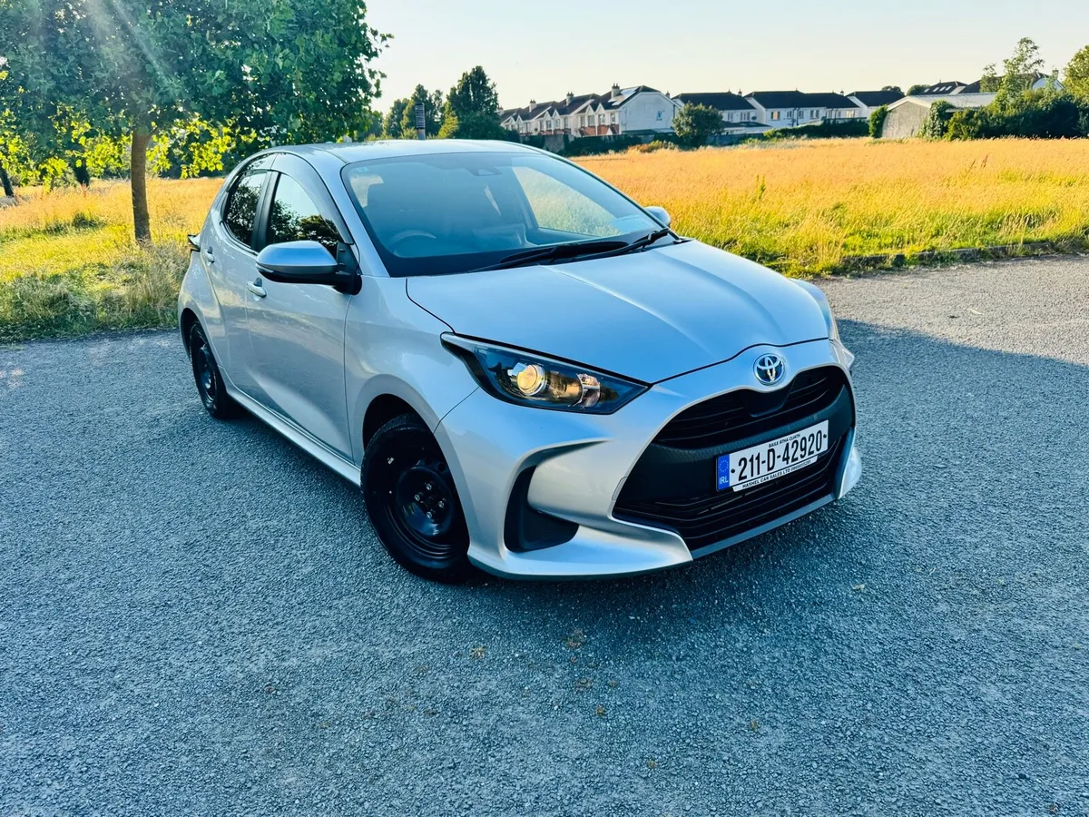 Stunning 21 Toyota Yaris Hybrid Auto New NCT 7/28 - Image 2