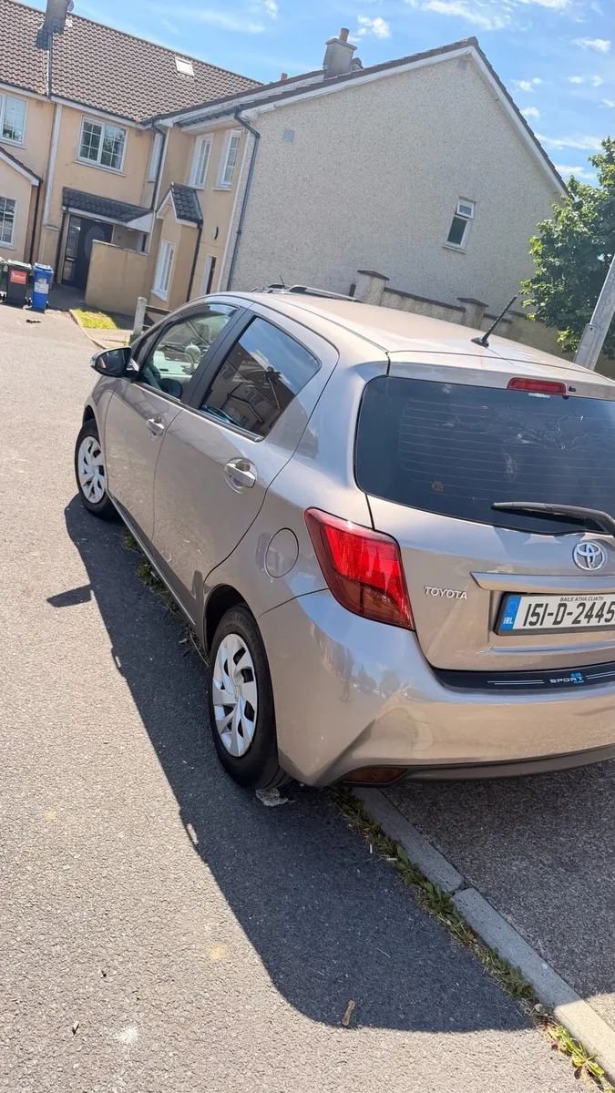 Toyota Yaris 1.0L - Image 3