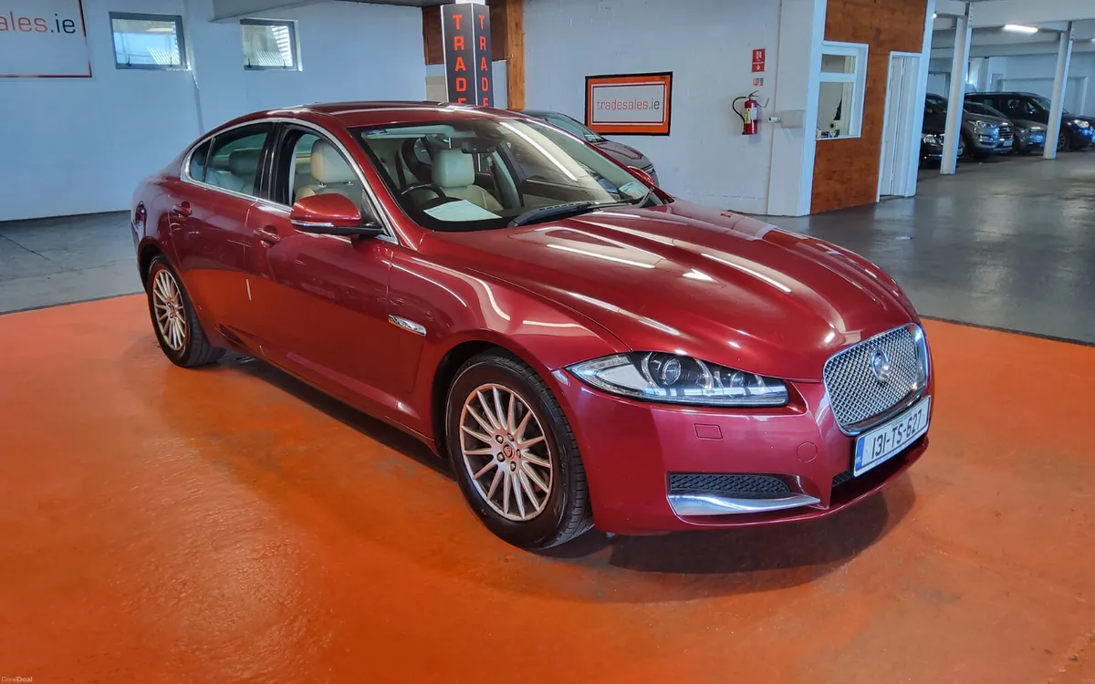 Jaguar XF 2013 - Image 1
