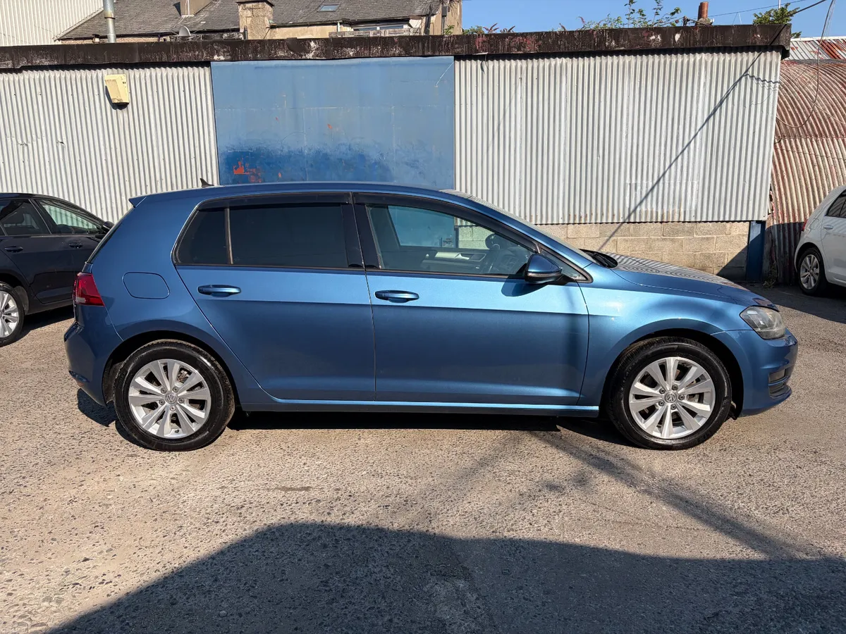 2015 VOLKSWAGEN GOLF, COMFORTLIN AUTOMATIC - Image 2