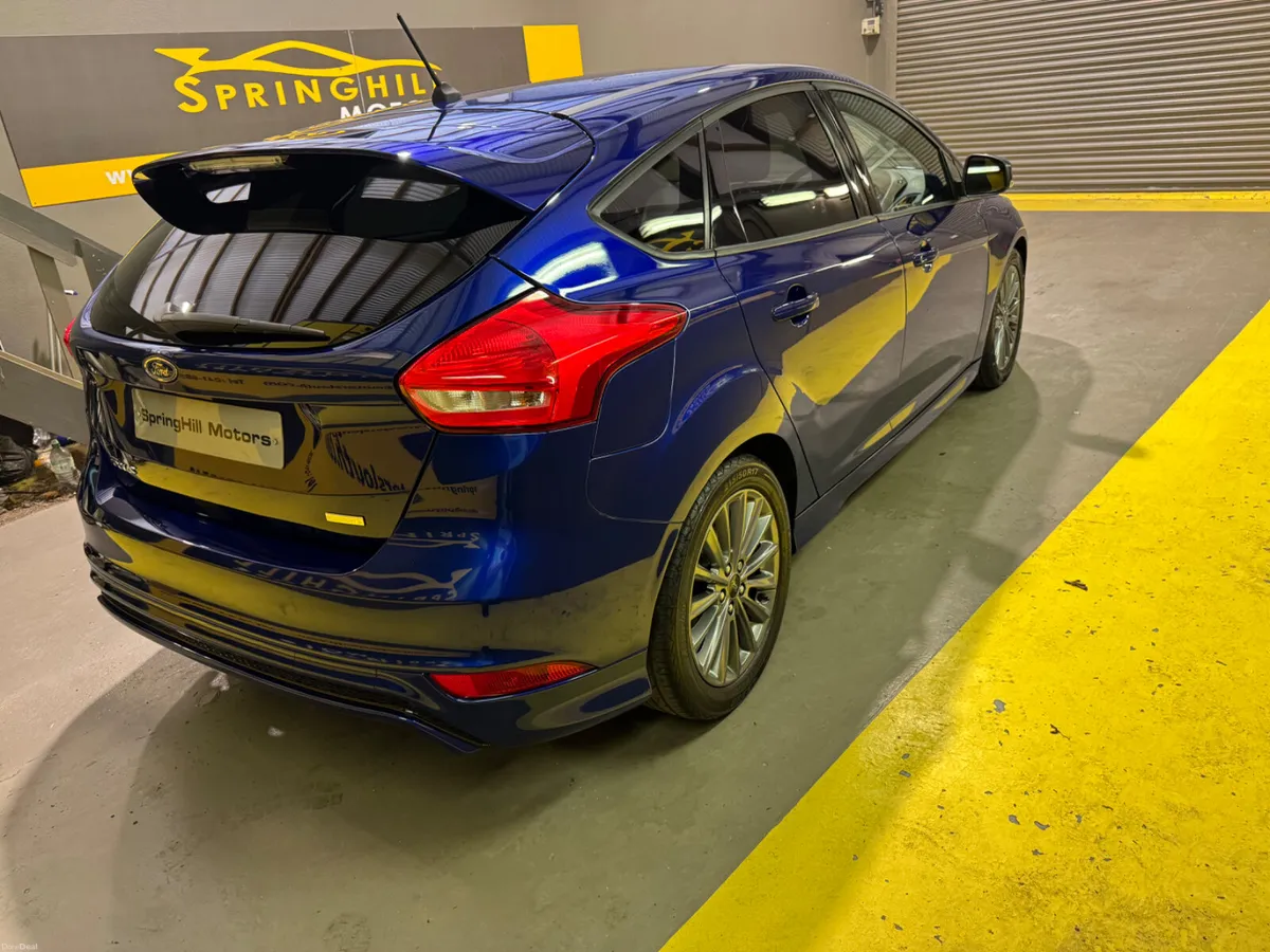 2018 Ford Focus 1.0 ST-Line ECOBOOST 140 BHP 5DR - Image 4