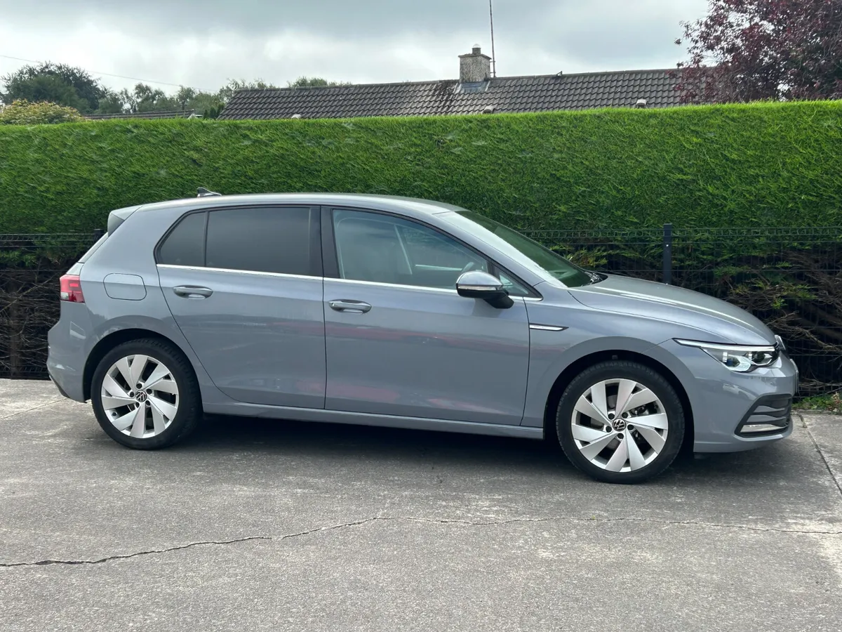 25Volkswagen Golf 1.5 tsi Style €29950 inc Vrt - Image 2