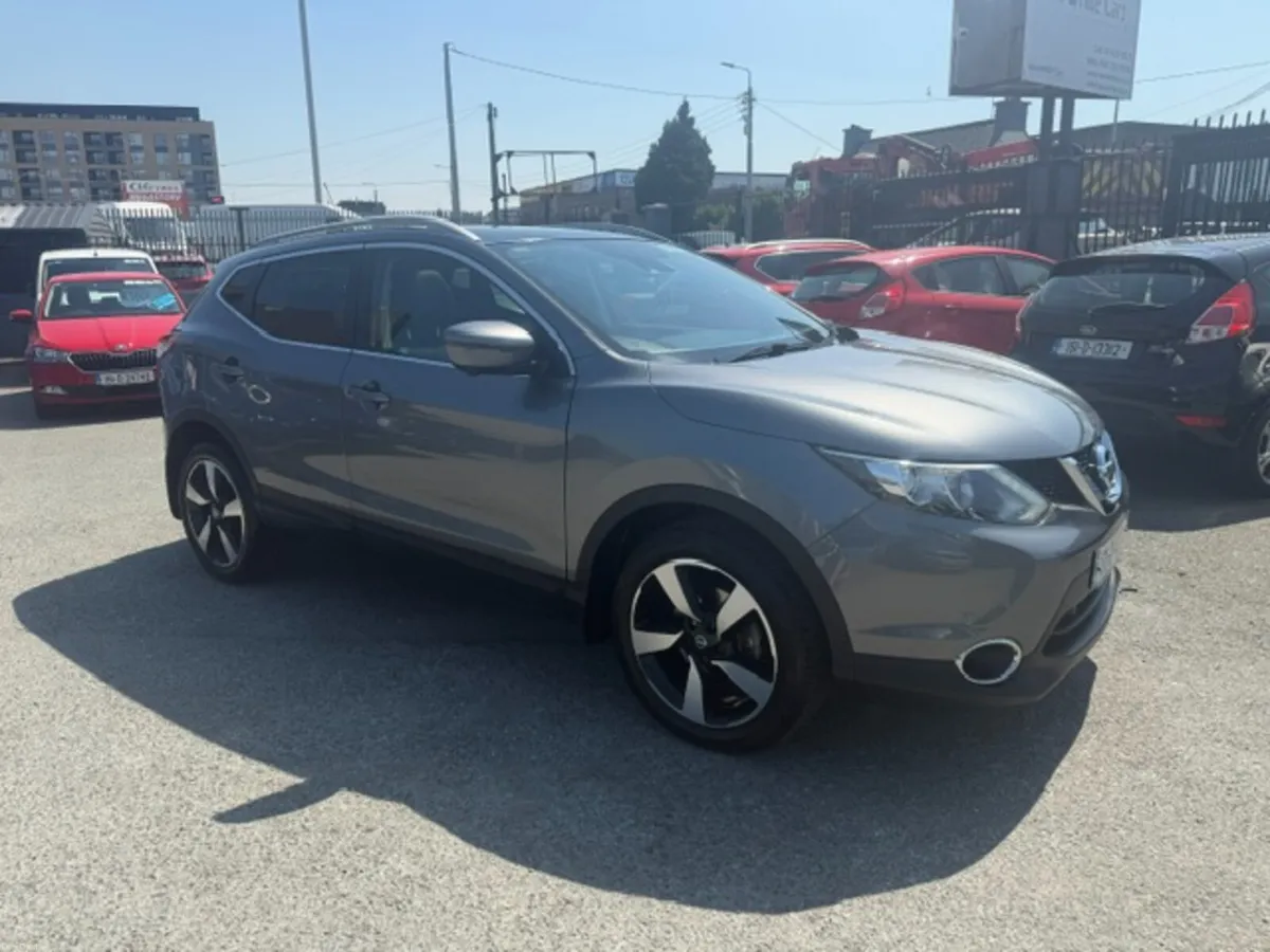 Qashqai 2017 VERY LOW KMS 1.5 SV PREMIUM ONE OWNER - Image 1