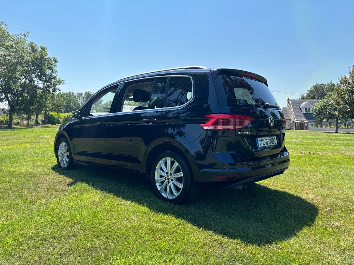 Volkswagen Touran - Image 4