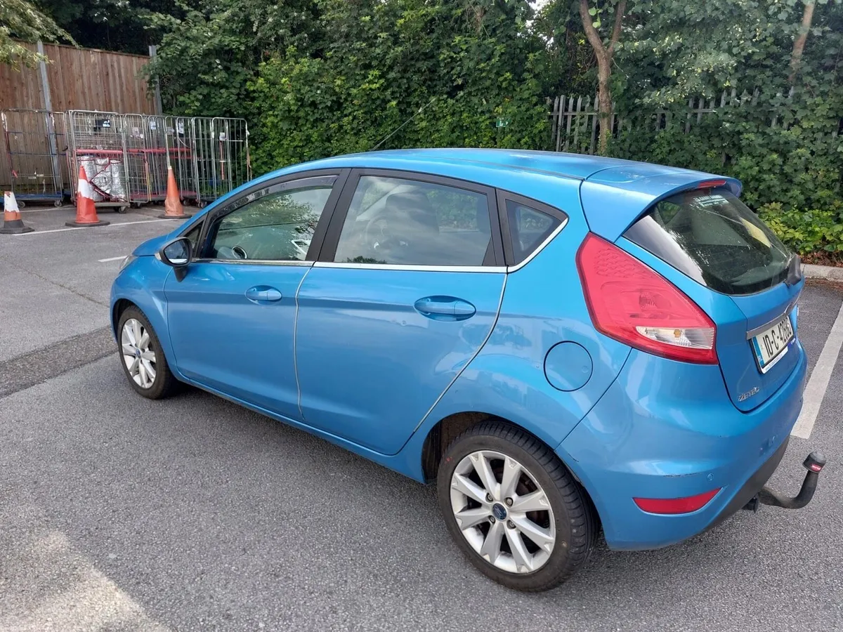 Ford Fiesta Automatic - Image 4