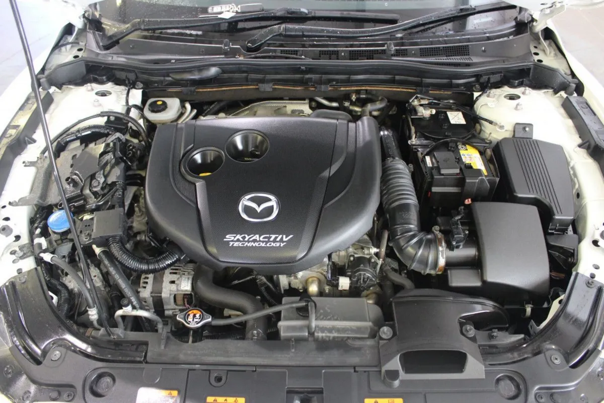 Mazda Mazda6 2.2D 4DR 150ps EXECUTIVE SE LP - TEND - Image 4