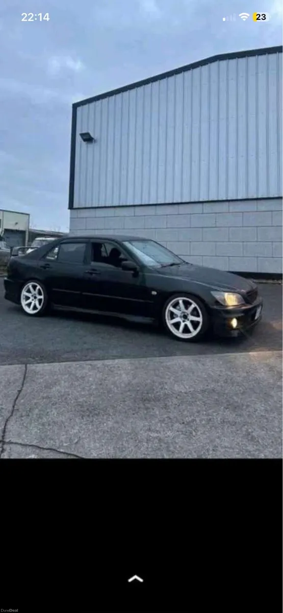 Lexus is200 - Image 4