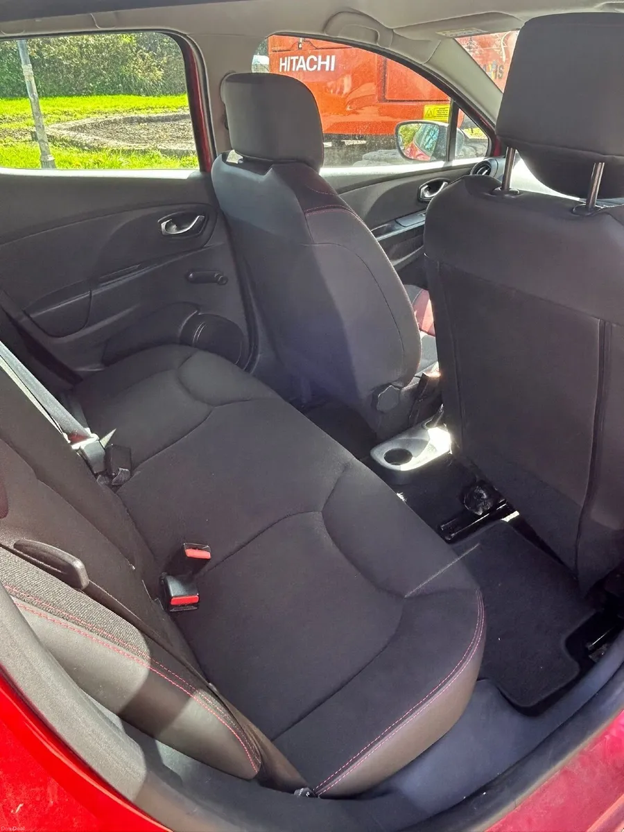 Renault Clio 2016 - Image 6