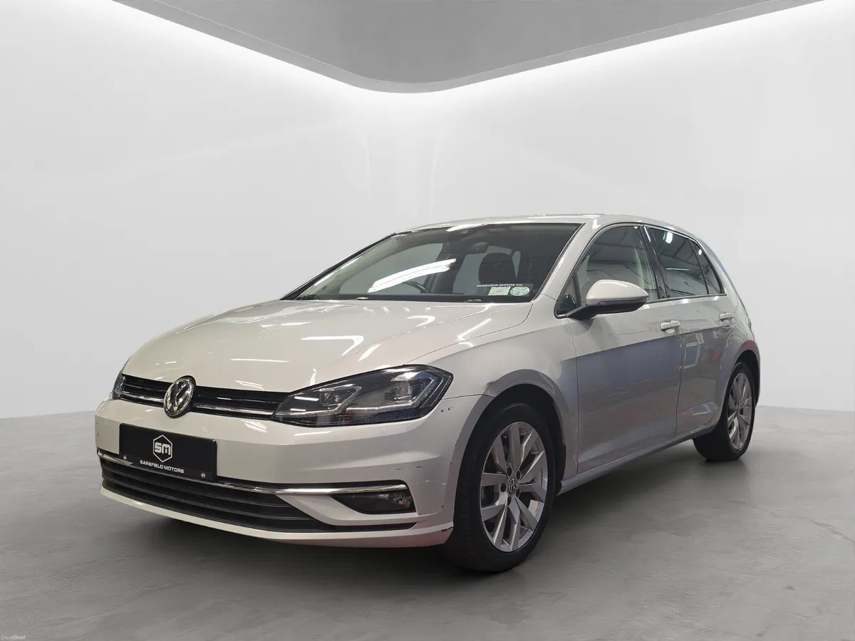 2017 VOLKSWAGEN GOLF 1.4 AUTO. - Image 3