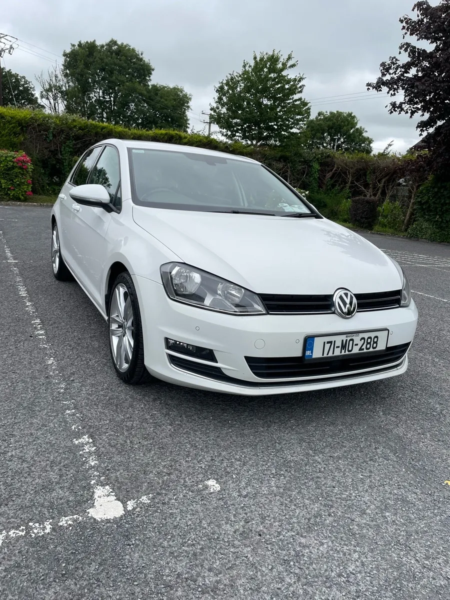 Volkswagen Golf 1.6 LOW MILEAGE HIGH SPEC - Image 2